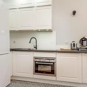  Appartement Nouvel De Caractere Et Climatise A La Joliette